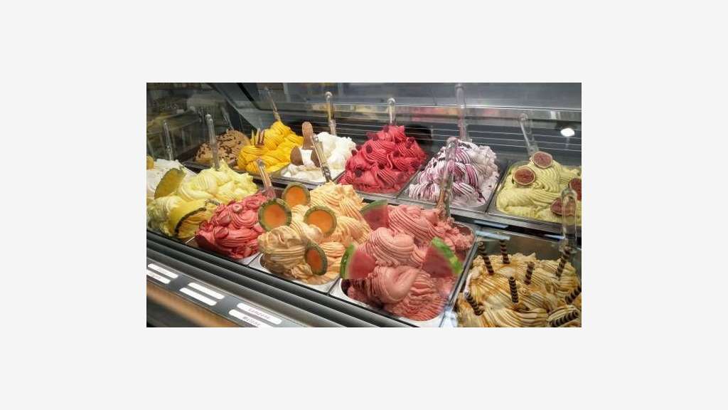 GLACIER A VENDRE A CANET-PLAGE