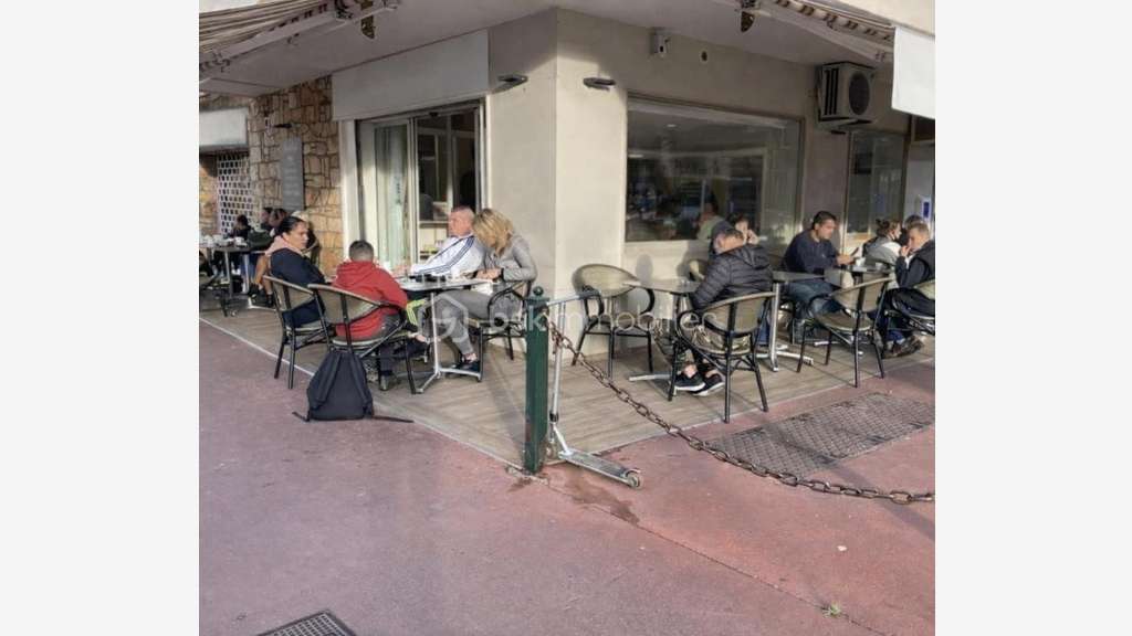 Vente snack/coffee shop avec terrasse à Cannes