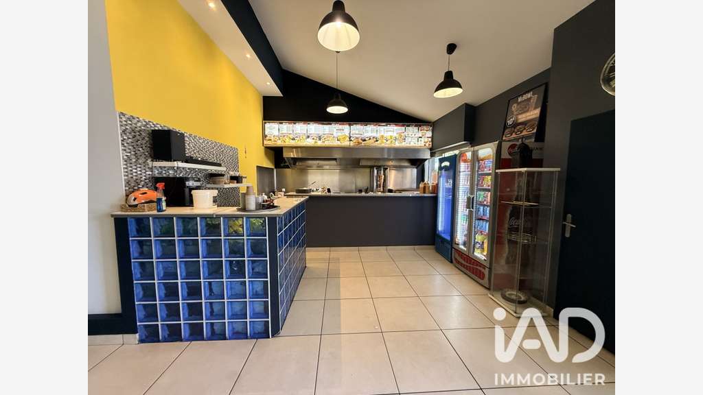 Vente restauration rapide 74m² en zc à Grenade