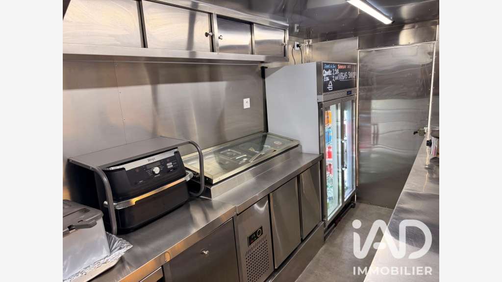 Vente food truck snack clé en main à Hyères