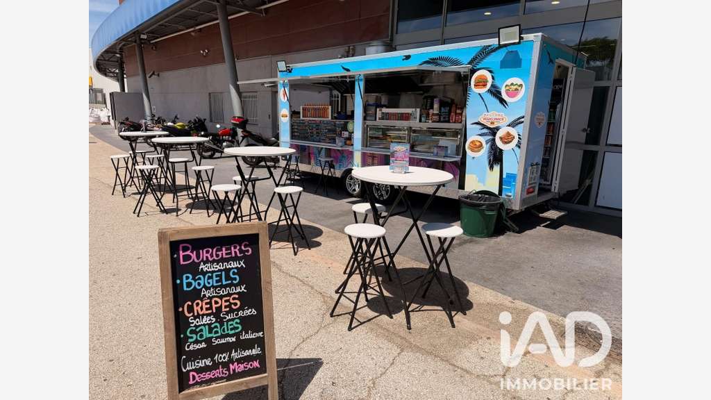 Vente food truck snack clé en main à Hyères