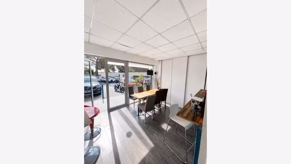 A vendre FDC pizzeria le Crès (DAP en option)