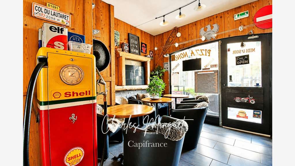 AV FDC restaurant-pizzeria au Monêtier-les-Bains