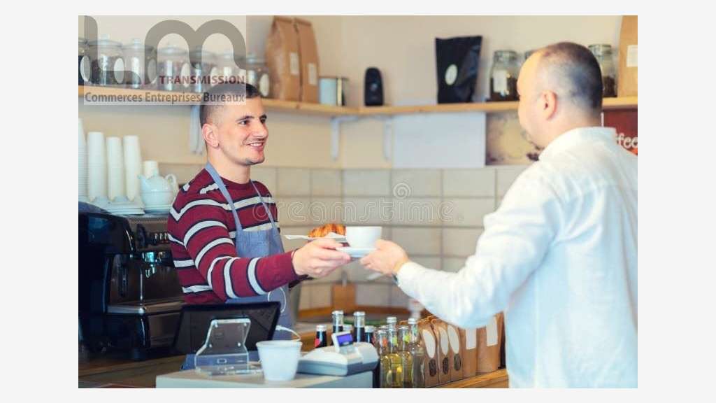 AV FDC coffee-shop 45m² empl stratégique Paris 08