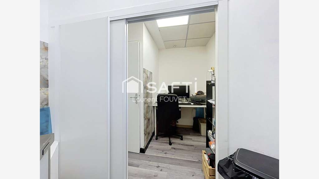 A vendre commerce double activité à Veauche