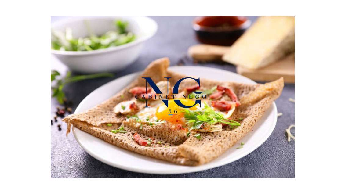 Vente crêperie en Golfe du Morbihan rue piétonne