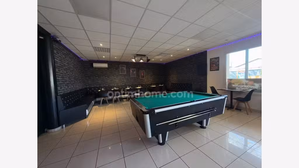 AV restaurant 200m² Arc les Gray empl stratégique