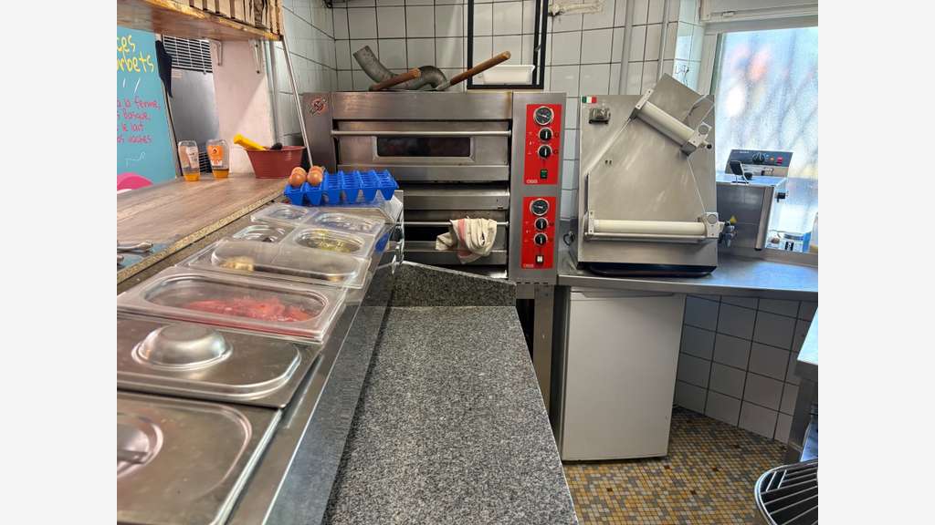 PIZZERIA À VENDRE - BAYONNE SAINT-ESPRIT - 