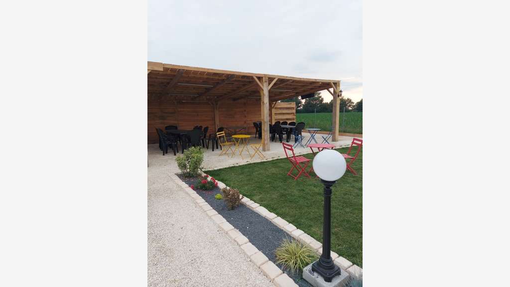 Vente Pizzeria Traiteur murs + fonds à Beaupouyet