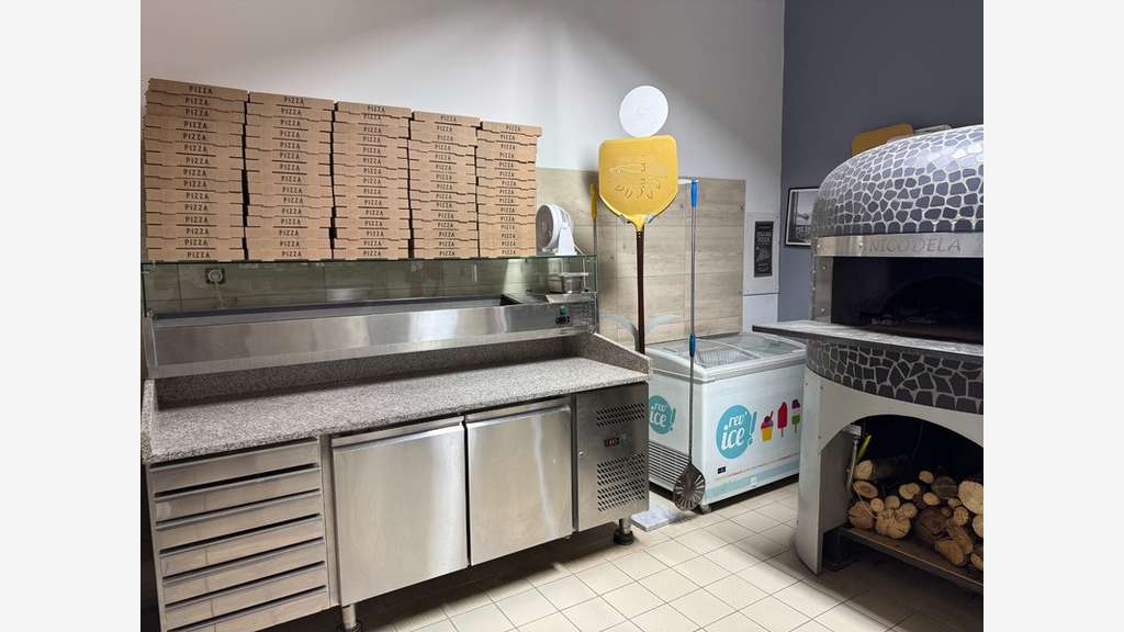 Vente Pizzeria Traiteur murs + fonds à Beaupouyet