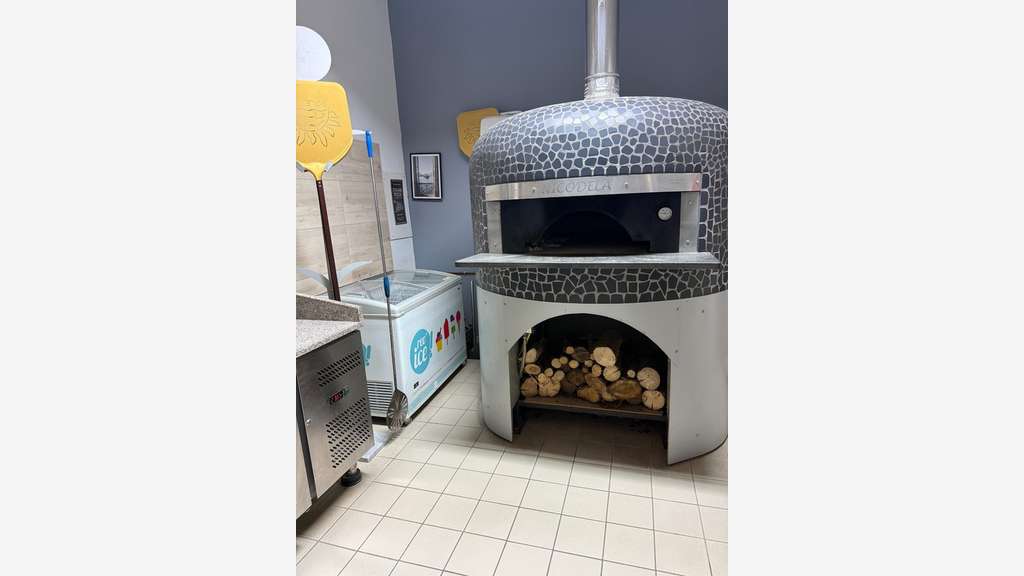 Vente Pizzeria Traiteur murs + fonds à Beaupouyet