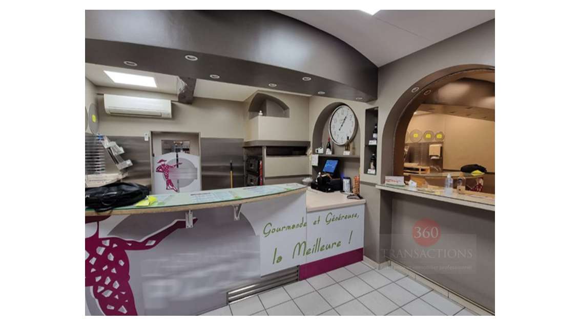 A vendre pizzeria à emporter sur empl n°1 à Bias
