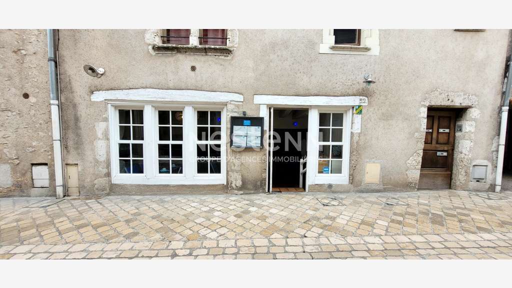 Cède charmante crêperie quartier touristique Blois