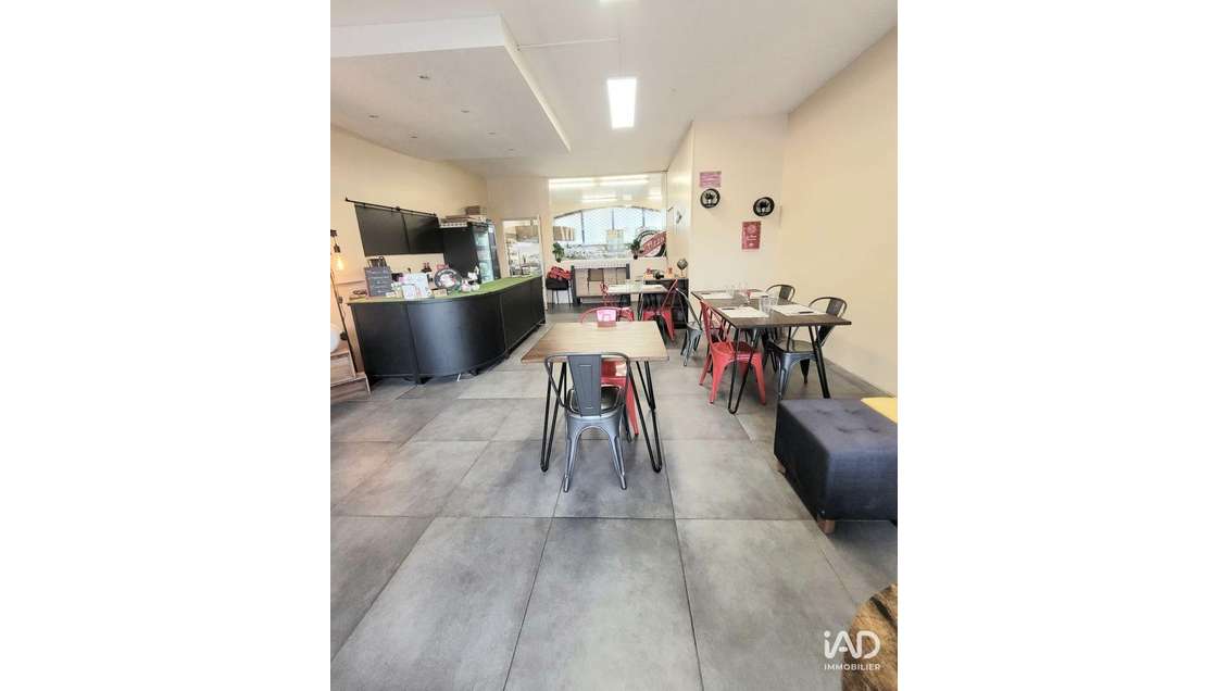 Vente pizzeria de 78m² au coeur de Carros