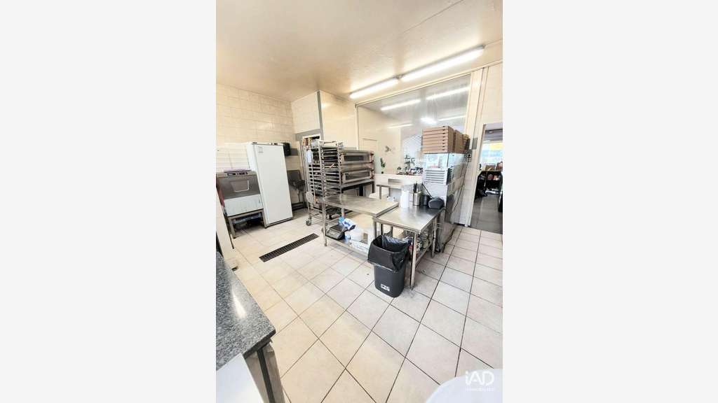 Vente pizzeria de 78m² au coeur de Carros