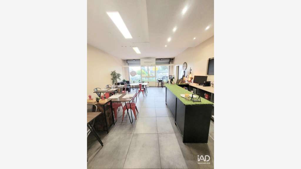 Vente pizzeria de 78m² au coeur de Carros