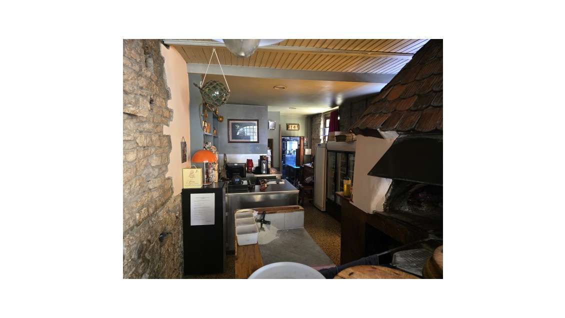 Vente restaurant pizzéria hyper centre ville Doubs