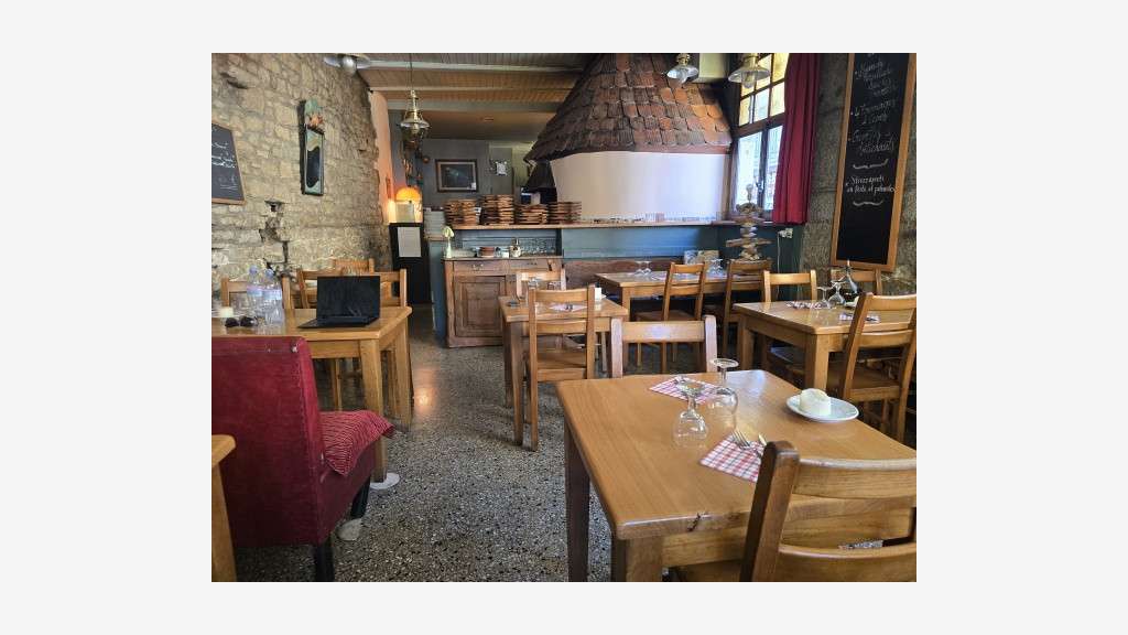 Vente restaurant pizzéria hyper centre ville Doubs