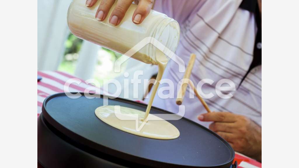 A vendre crêperie restaurant VAE à Jonzac empl N°1