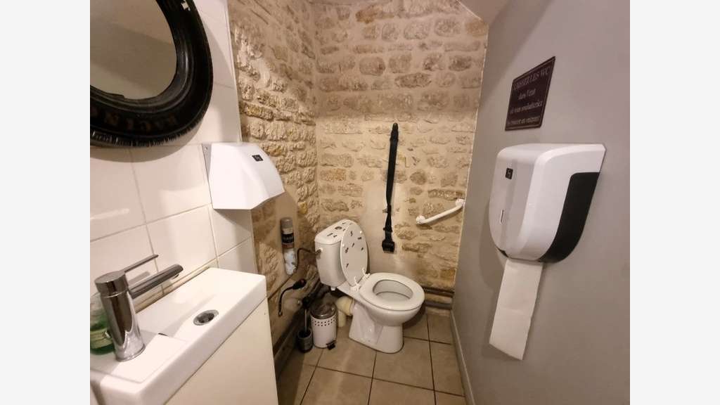 Cède pizzeria le Château d'Oléron (17) emplac N°1