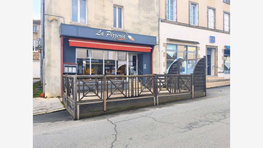 Vente pizzeria clé en main les Herbiers centre