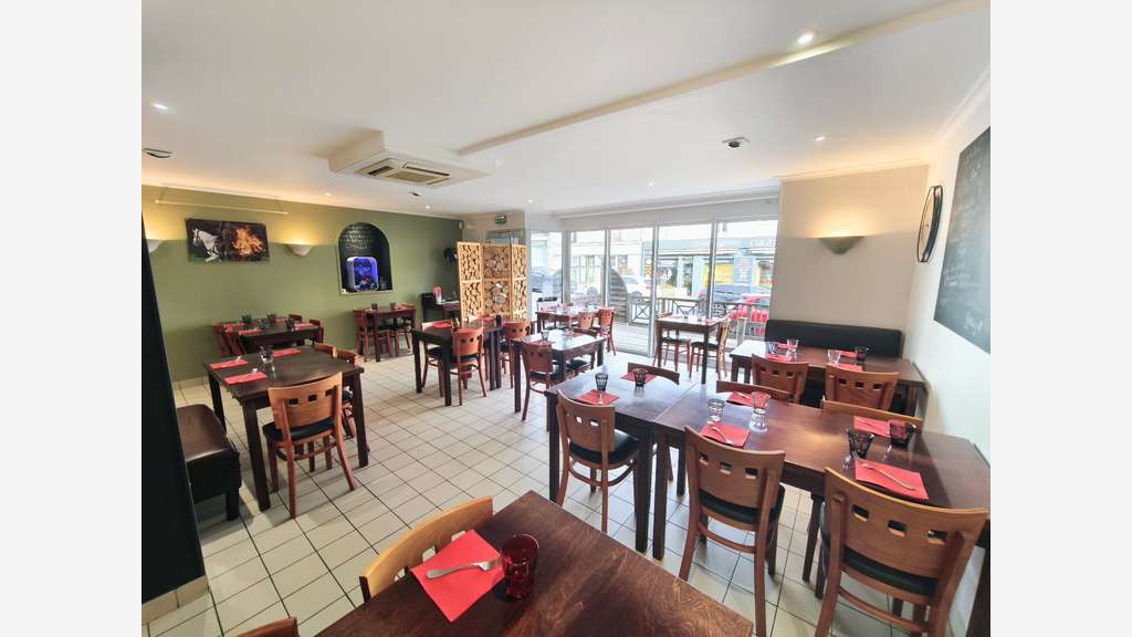 Vente pizzeria clé en main les Herbiers centre