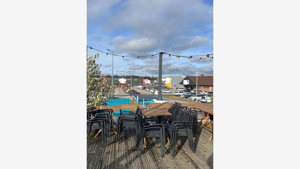Fonds de Commerce d'une Pizzeria avec rooftop à