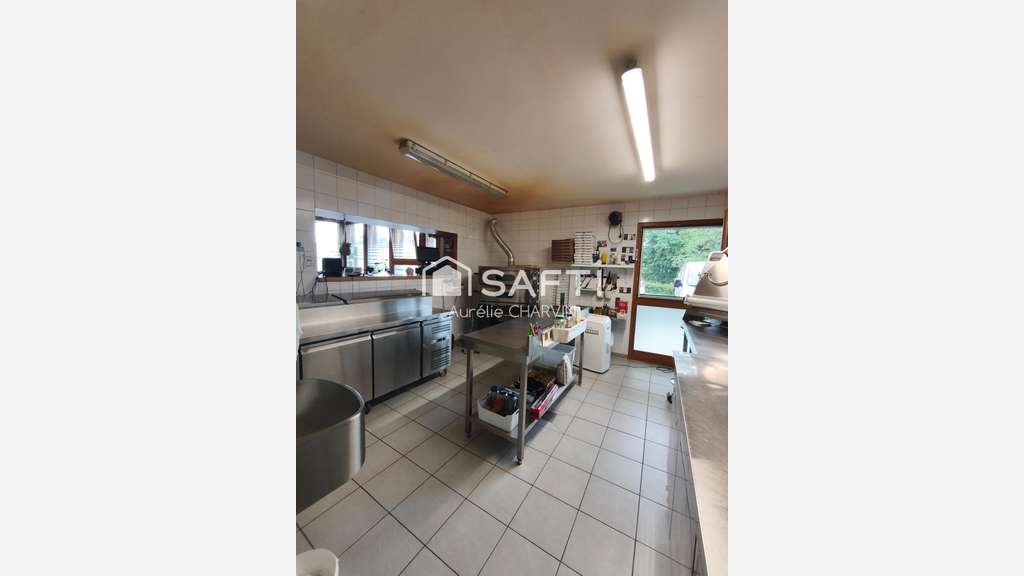 Pizzeria gourmande à reprendre à Sagy centre ville