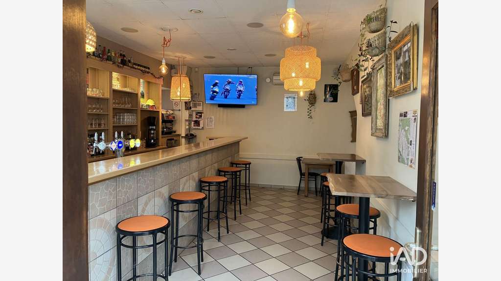 Vente crêperie avec bar lic IV à Luc-en-Diois