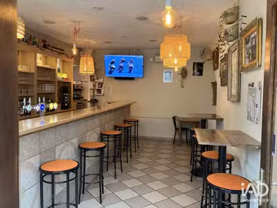 Vente crêperie avec bar lic IV à Luc-en-Diois