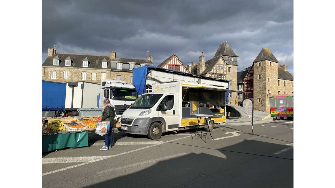 Vente crêperie ambulante galette en Bretagne