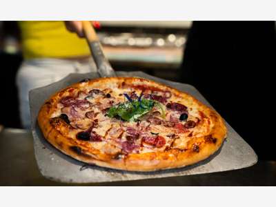 Vente pizzéria burger sur place et emporter Vannes