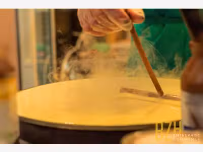 A vendre crêperie ouverte à l'année à Vannes