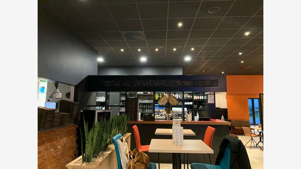 Fonds de commerce pizzeria à vendre à Waziers (59)