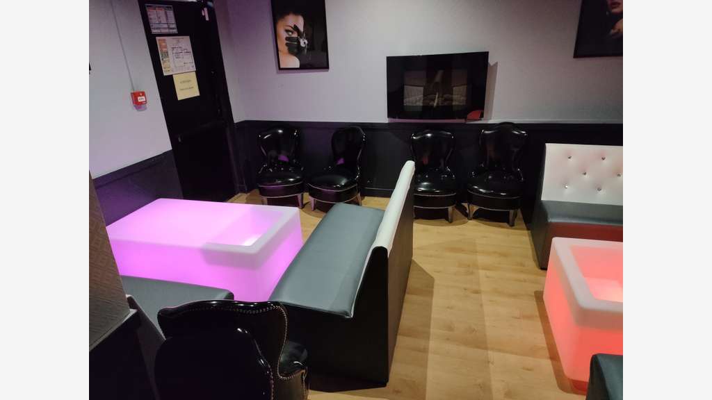 Vente discothèque avec parking privé sur St-Brieuc
