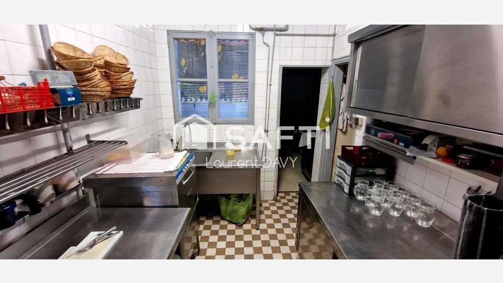 AV fonds de commerce bar restaurant 320m² Argentan