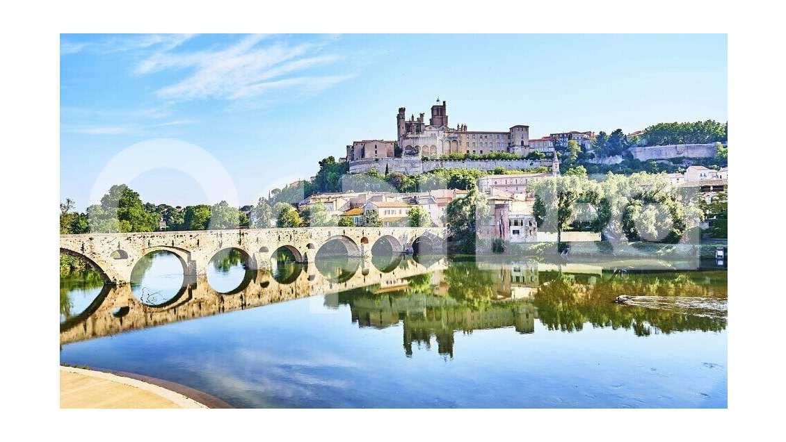 FDC prêt-à-porter à vendre empl N°1 à Béziers