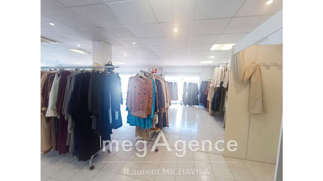 Cède fonds de commerce en zone commerciale Béziers