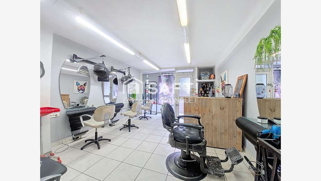 Cède salon de coiffure 30m² à 20min mer Béziers