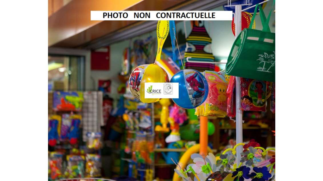 Vente FDC articles de plage en Charente Maritime