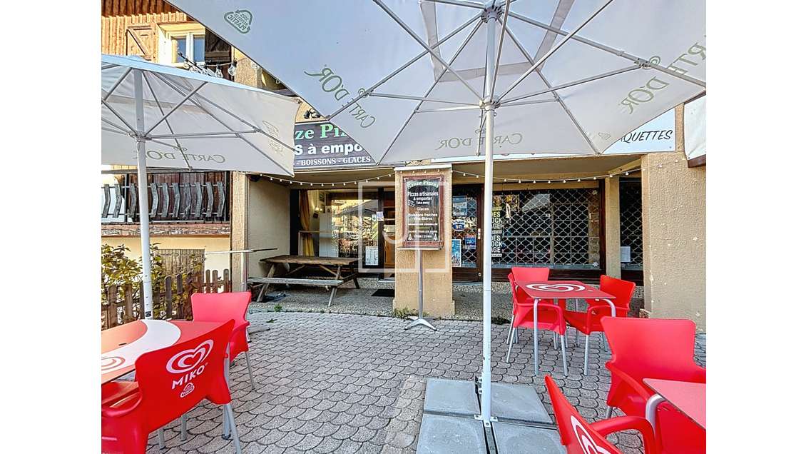 AV FDC pizzeria / restau rapide station du Sauze