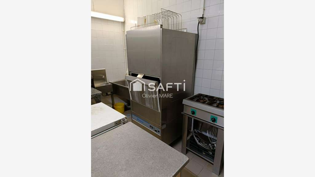 AV FDC boulangerie/pâtisserie à Ger 