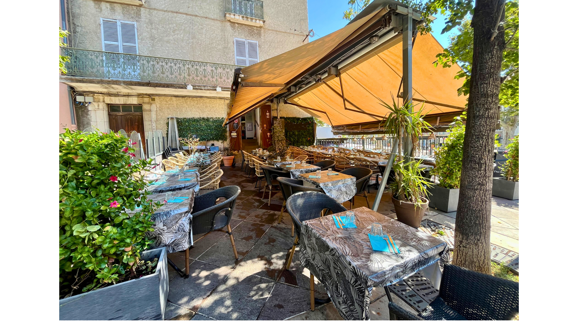 Vente restaurant en plein coeur de Hyères