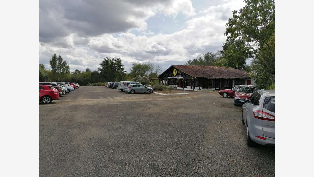 Vente restaurant guinguette à Villeneuve-de-Marsan