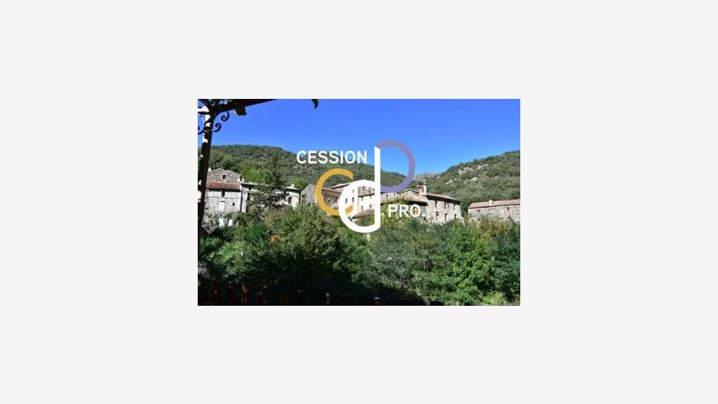 Auberge restaurant prospère à vendre en Cévennes