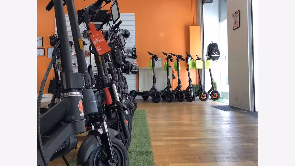 Cède Boutique trottinettes électriques Lyon centre