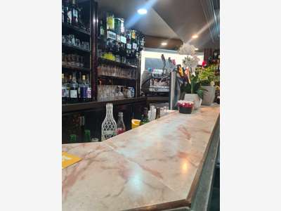 Bar brasserie licence IV à vendre à Paris 75012