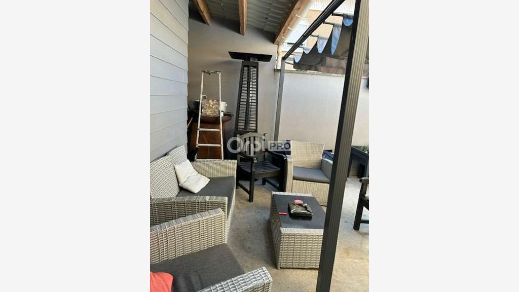 Vente bar brasserie 150m² à Reims La Neuvillette