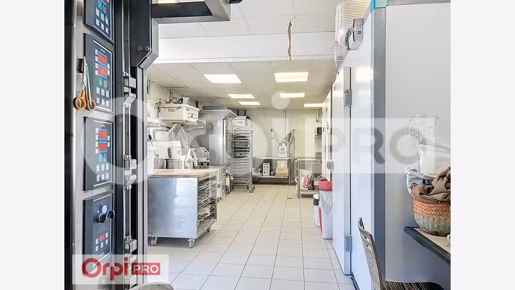 Cède boulangerie pâtisserie à St-Laurent-d'Aigouze