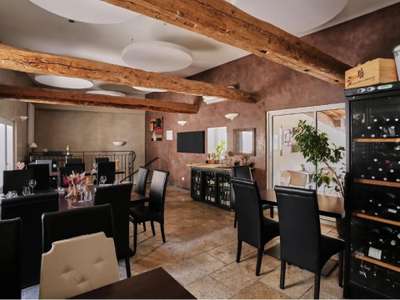 Vente Restaurant à Saint-Saturnin-lès-Avignon
